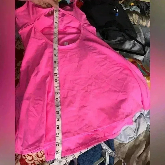 Xl Barbie pink workout dress with shorts, keyhole back, front split. Adj straps. - Picture 9 of 11